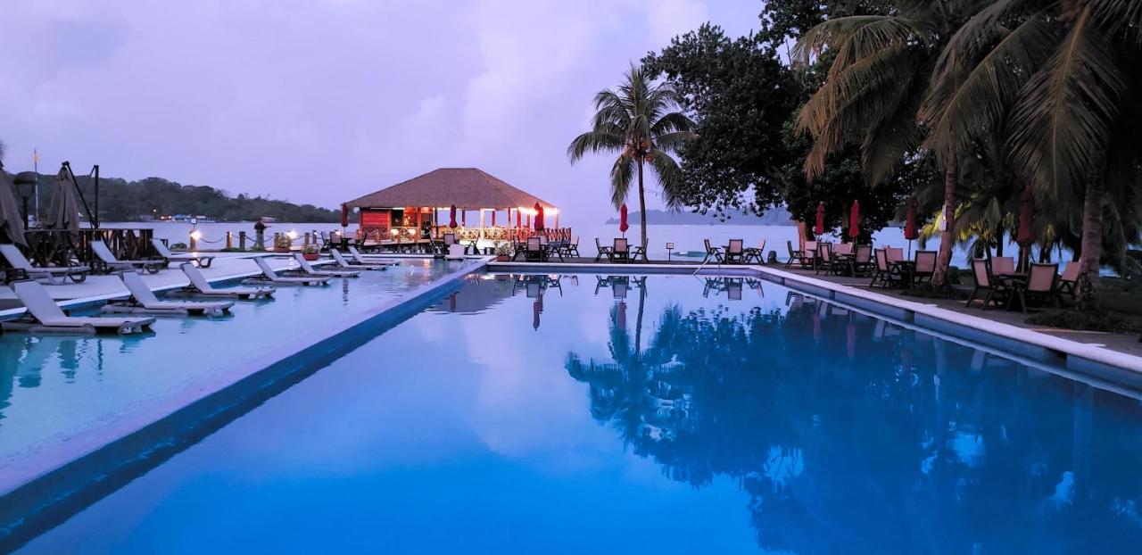 Playa Tortuga Hotel And Beach Resort Bocas del Toro Eksteriør bilde